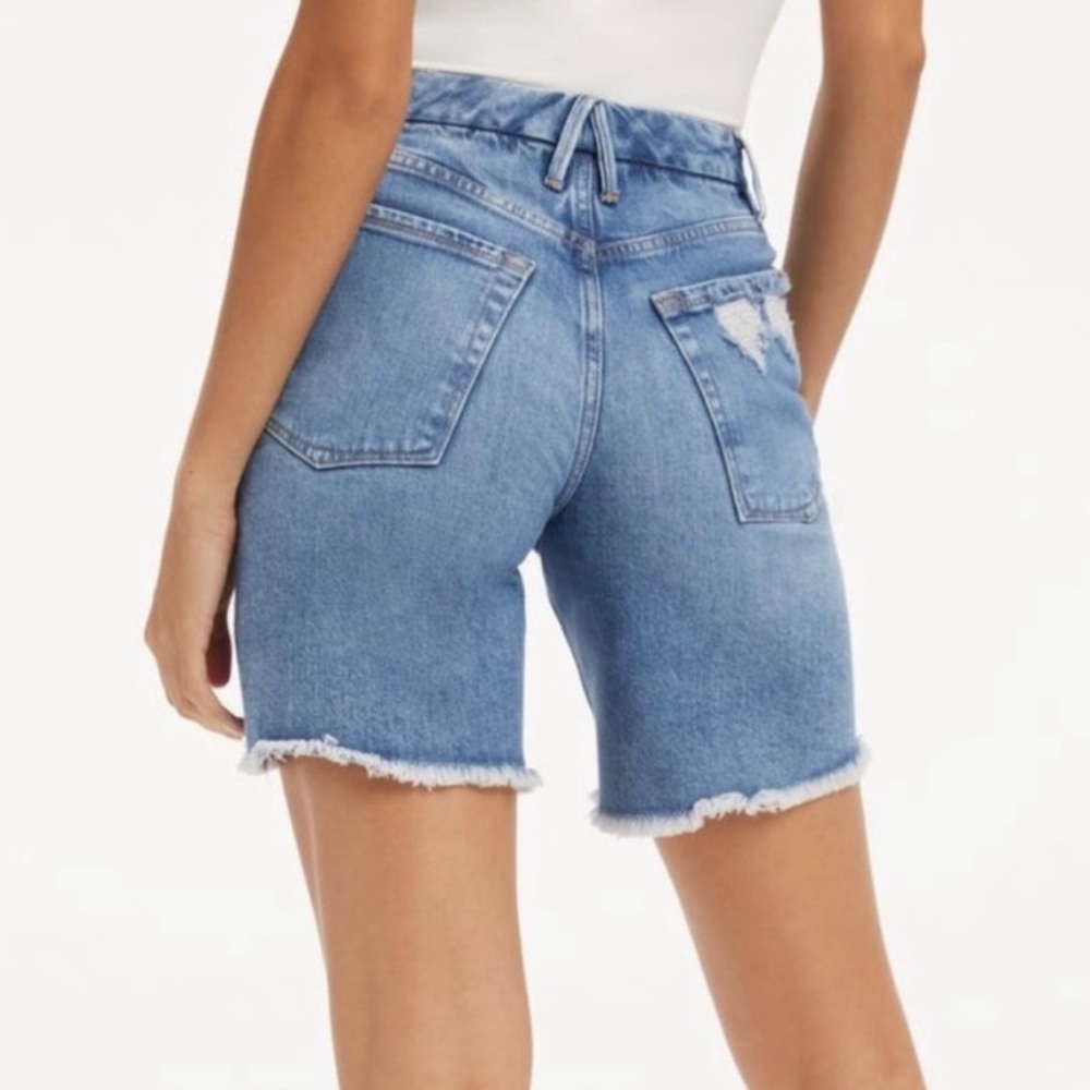 Good American Good 90'S Bermuda Short Distressed Denim Shorts NEW - Picture 6 of 11